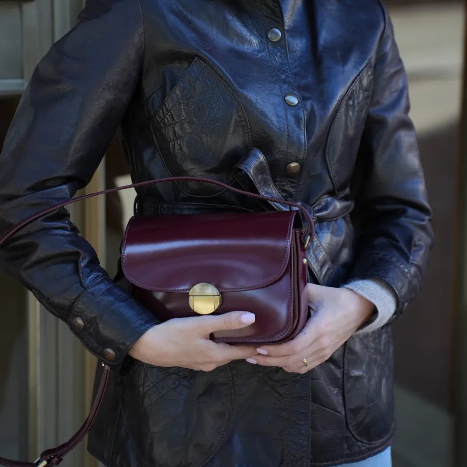 crossbody_bag_vernice_bor_2.webp Clearance Crossbody Bag Vernice Borse