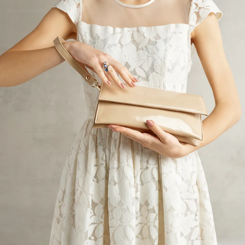 pochette_vernice_nude_0.webp Fashion Pochette Vernice Borse