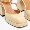 Sale Pumps Panna Tacco a Campana Décolleté