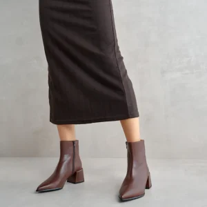 Outlet Stivaletto a Punta Stivaletti Con Tacco