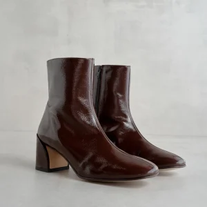 Outlet Stivaletto Mezzaluna Stivaletti Con Tacco