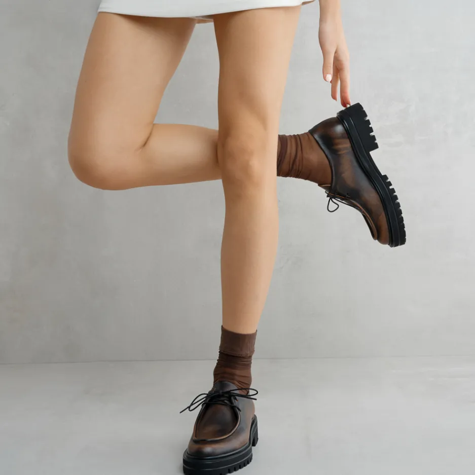 stringata_cuoio_0.webp Sale Stringata Stringate