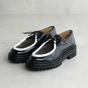 Fashion Stringata Nera Stringate